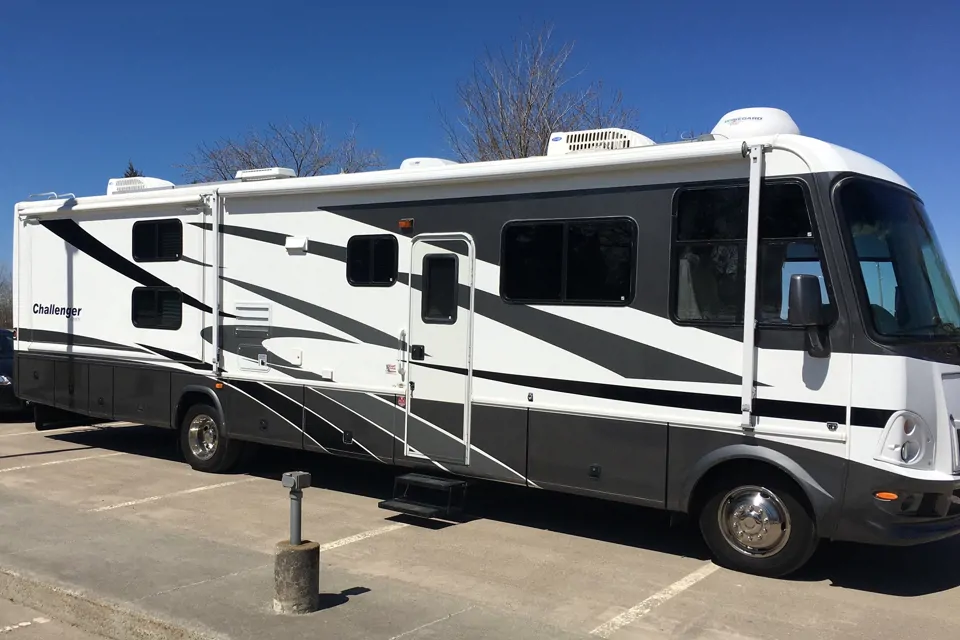 2008 Thor Motor Coach Challenger 
