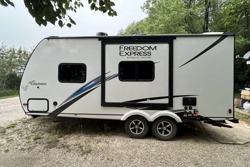 2021 Coachmen Freedom Express 192RBS