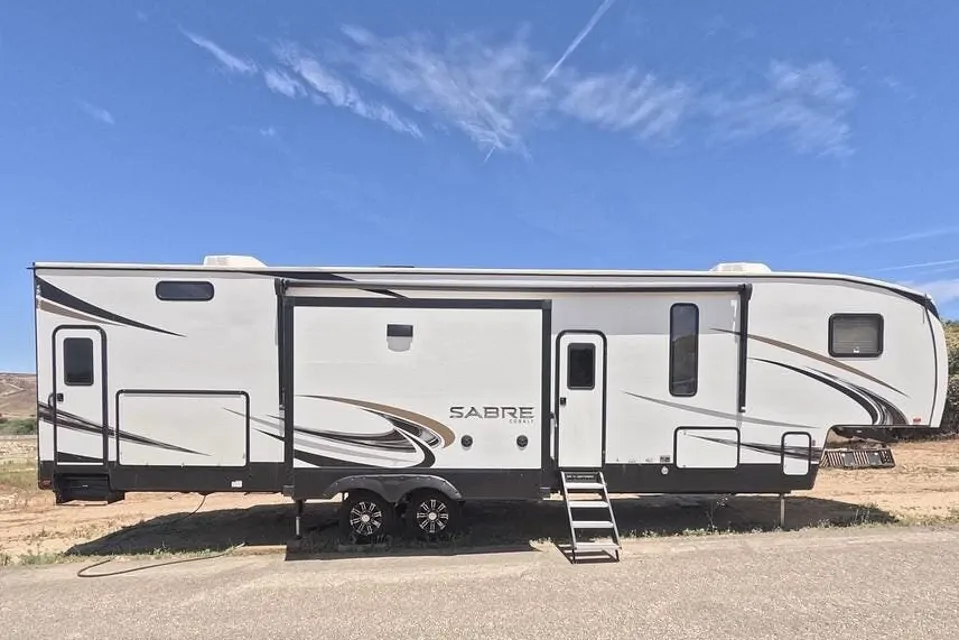 2022 Forest River Sabre 38 DBQ