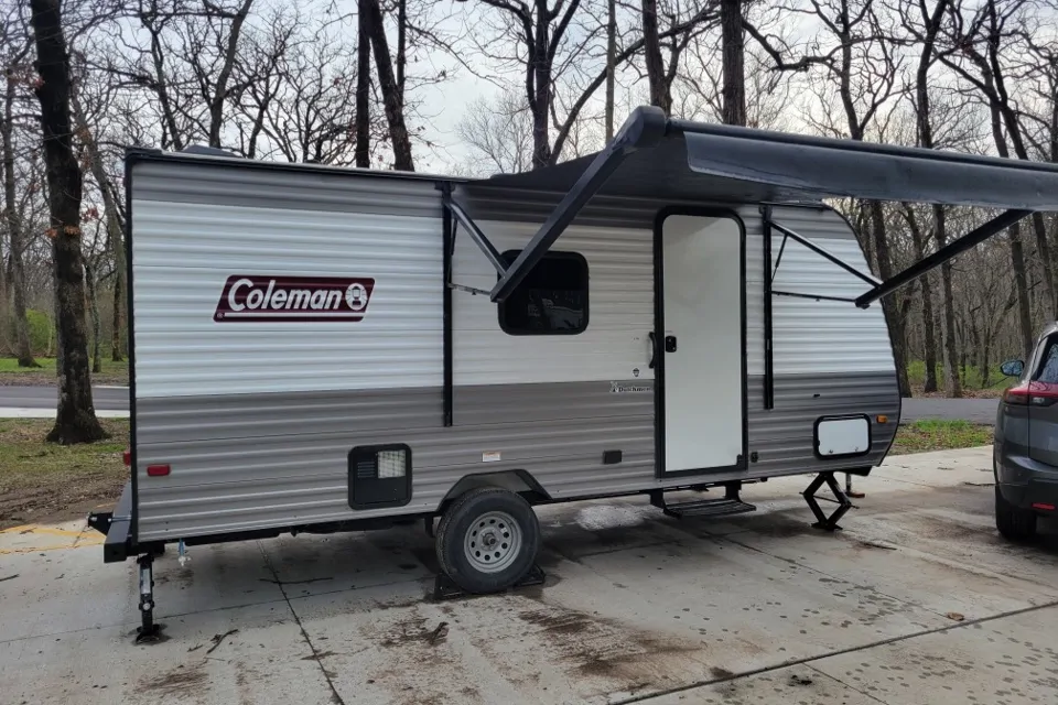 2024 Coleman 17b