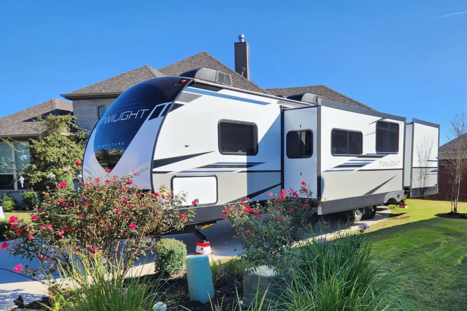 Rent my 2022 Cruiser RV Twilight Signature from 115/night RVezy