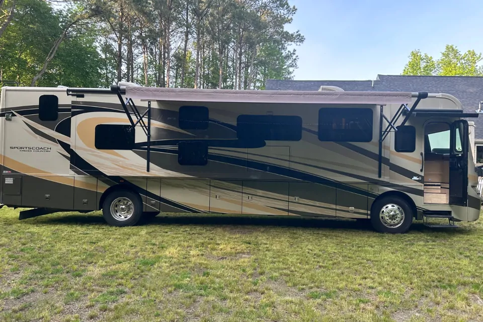 2016 Coachmen SPORTSCOACH