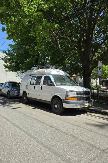 2009 Other Express 2500
