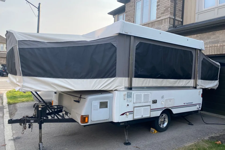 2006 Fleetwood Cheyenne