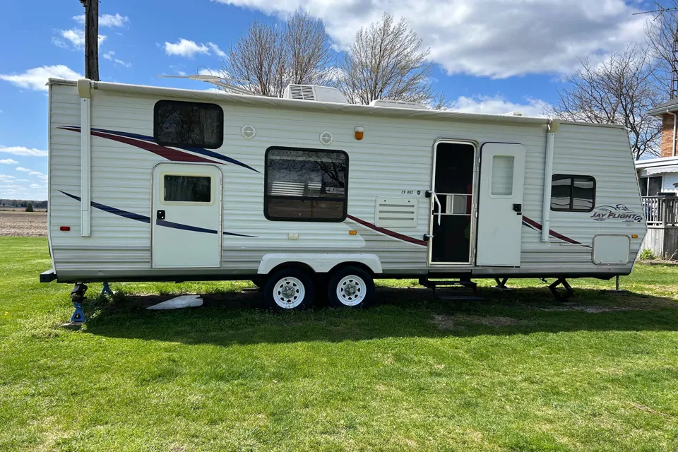 Nicole's Jayco G2 Travel Trailer à Port-Lambton, Ontario