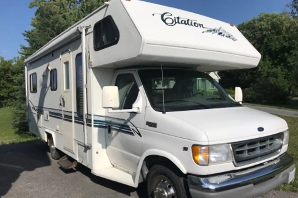 2001 Ford Citation - 24ft