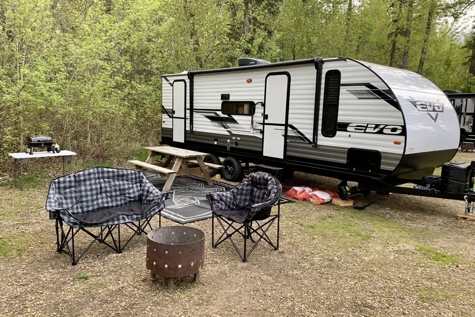 2023 Forest River EVO 2400 BHX
