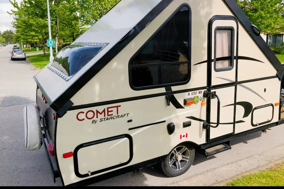 A-Frame Starcraft Comet Tent Trailer à Vancouver, British Columbia