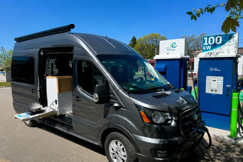 2023 Ford E-Transit
