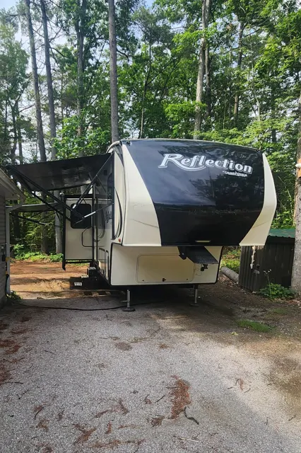 2018 Grand Design Reflection 303RLS