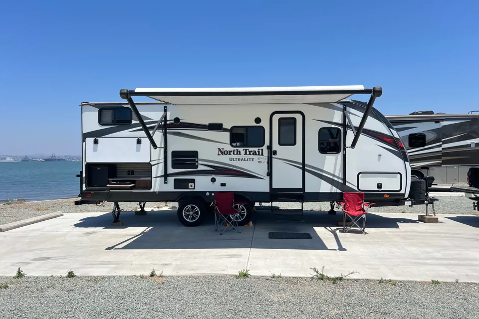 2018 Heartland North Trail Series M-24BHS