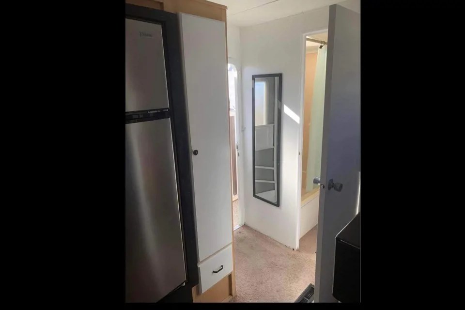 Trailers Fleetwood Terry 5th wheel 30 5s Fifth Wheel in Vallejo, California