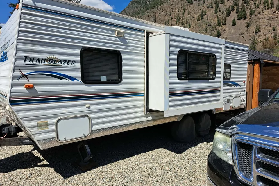 2005 Komfort Trail Blazer