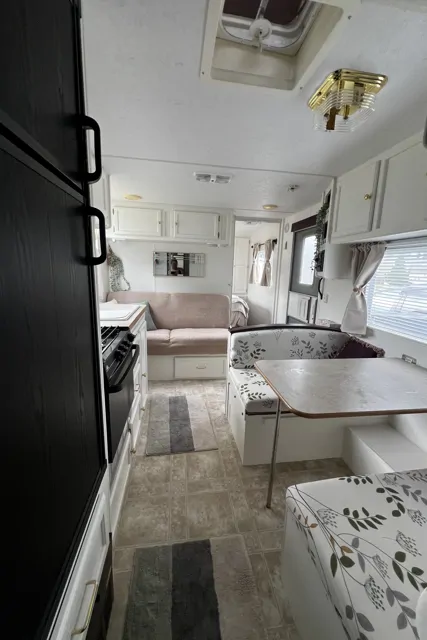 2004 Kustom Koach Westwind WT245 Lite