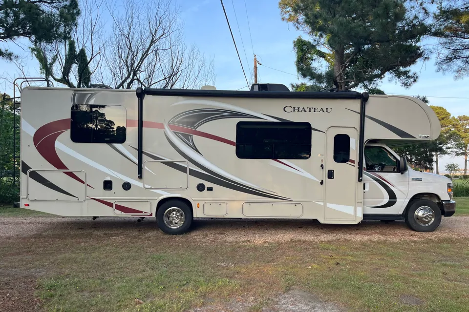 2018 Thor Motor Coach Chateau