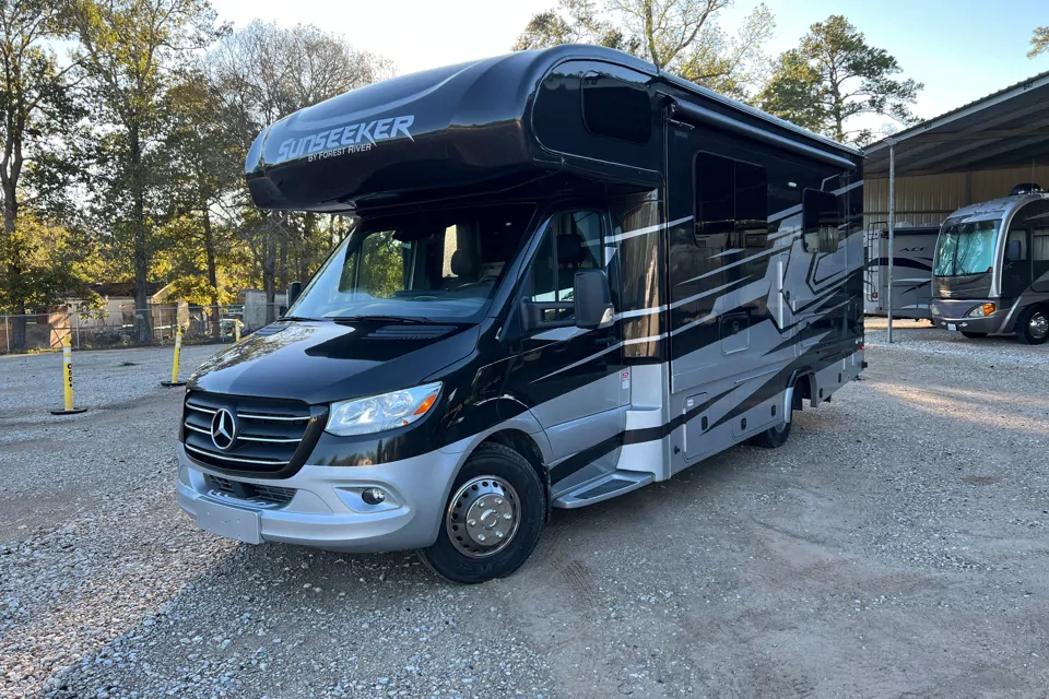 2023 Forest River Sunseeker 2400B