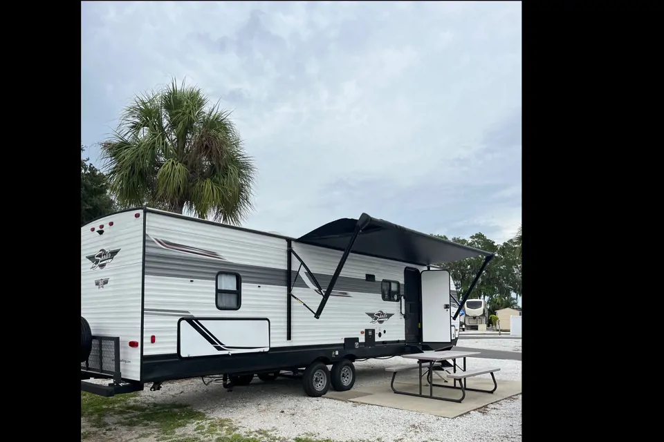 Rent my 2023 Shasta 30qb from 100/night RVezy