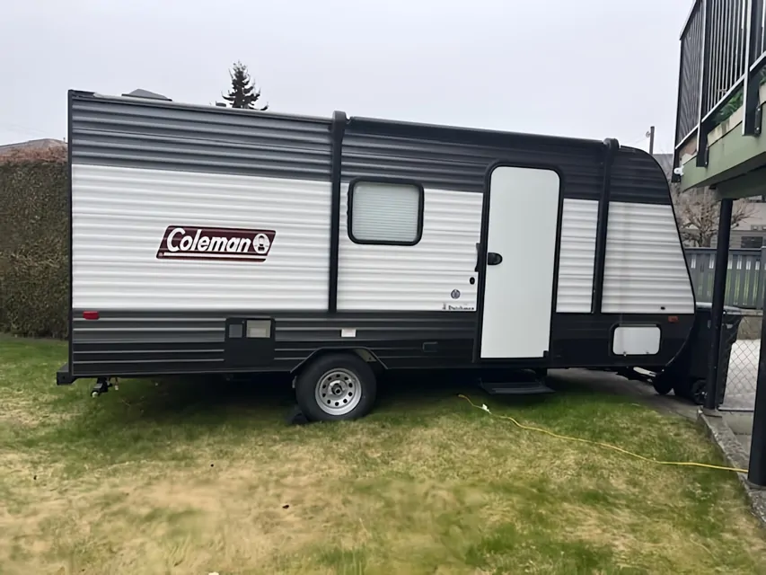 2021 Coleman 17b