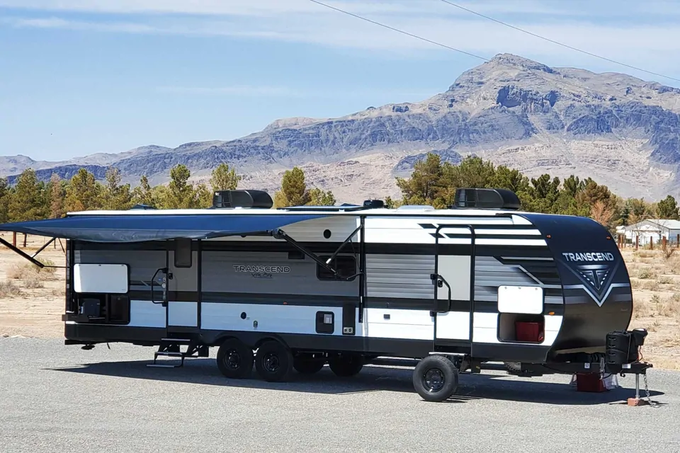 GLAMPER CAMPER in North-Las-Vegas, Nevada