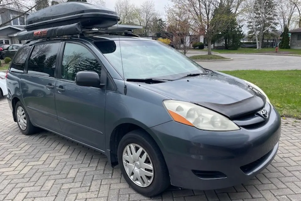 2010 Toyota Sienna