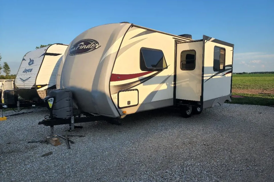 Rent my 2015 Cruiser RV Fun Finder from $119/night | RVezy