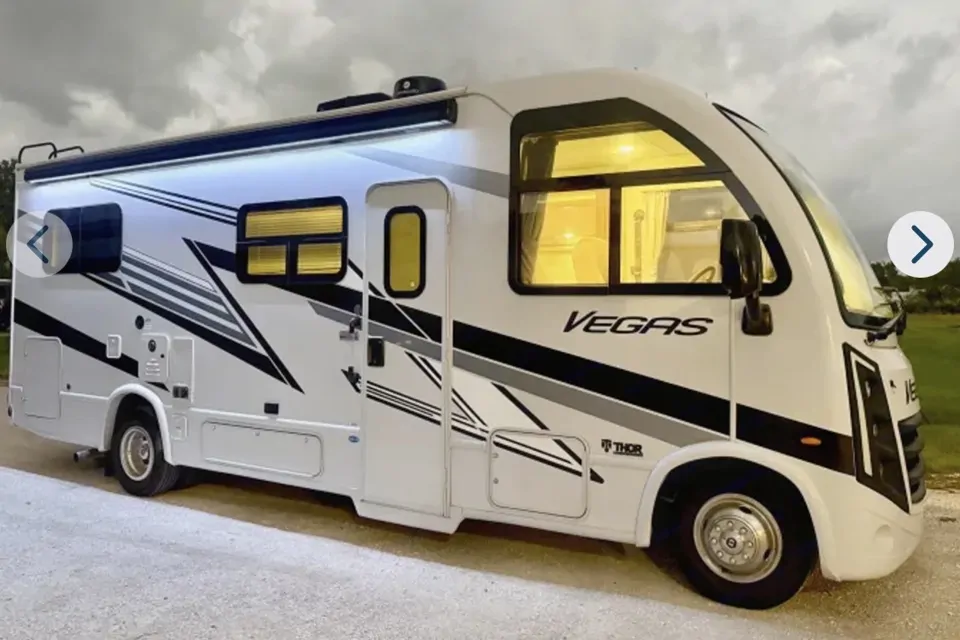 2026 Thor Motor Coach Vegas 24.1