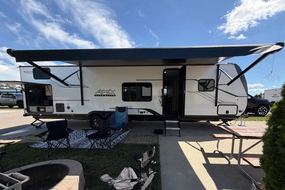 2026 Coachmen Apex 300BHS Bunkhouse & Outdoor Kitchen