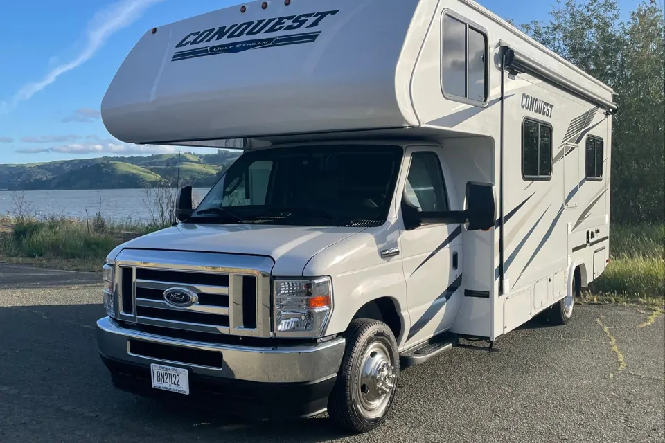 Tony's Gulf Stream Gulfstream Conquest Class C in Vallejo, California