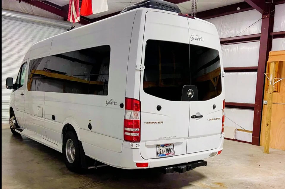 JPT's Galleria Mercedes Benz Class B in Alvin, Texas