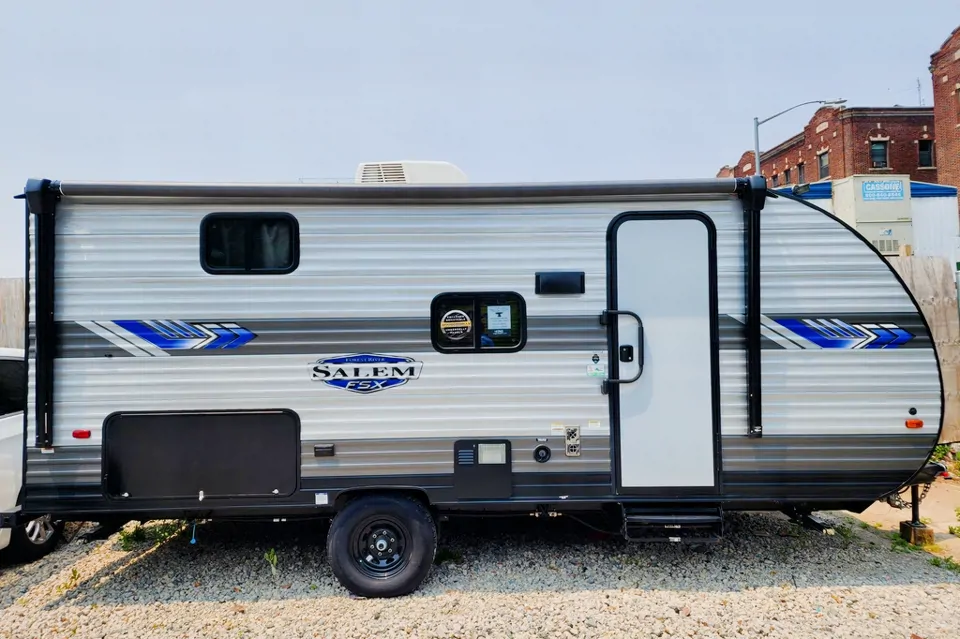 2022 Forest River Salem FSX 178bhsk