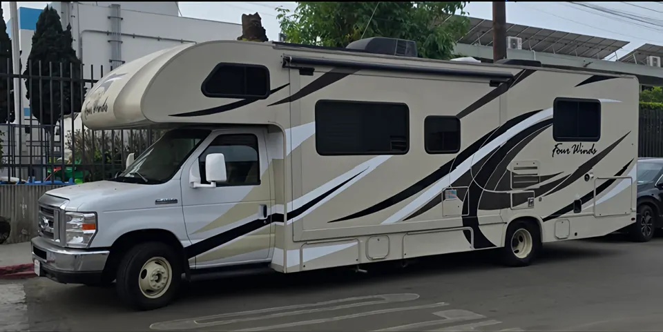 2019 Other Four Winds 28z