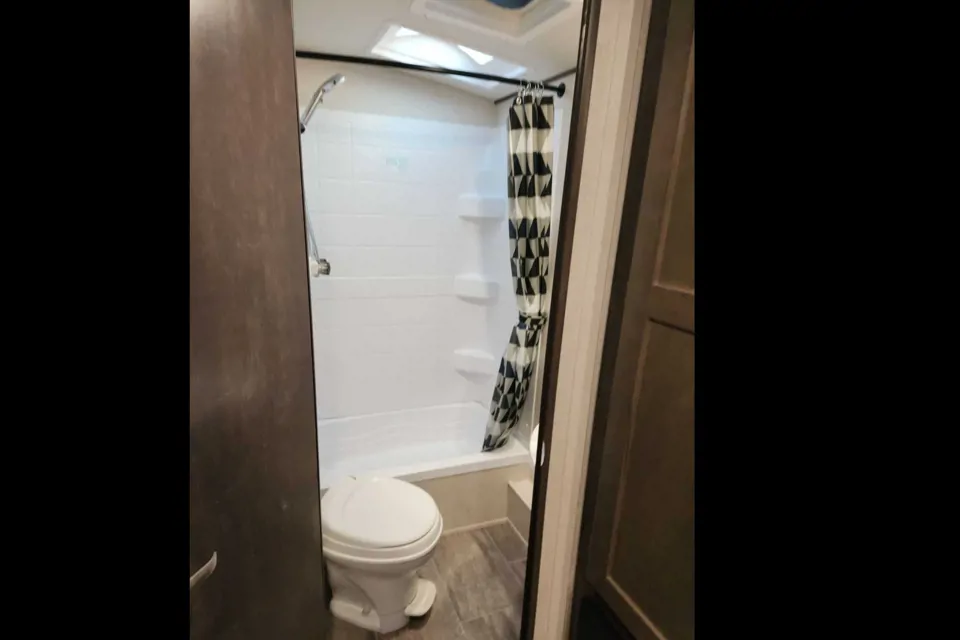 Rent my 2018 Sunset Trail Crossroads from 120/night RVezy