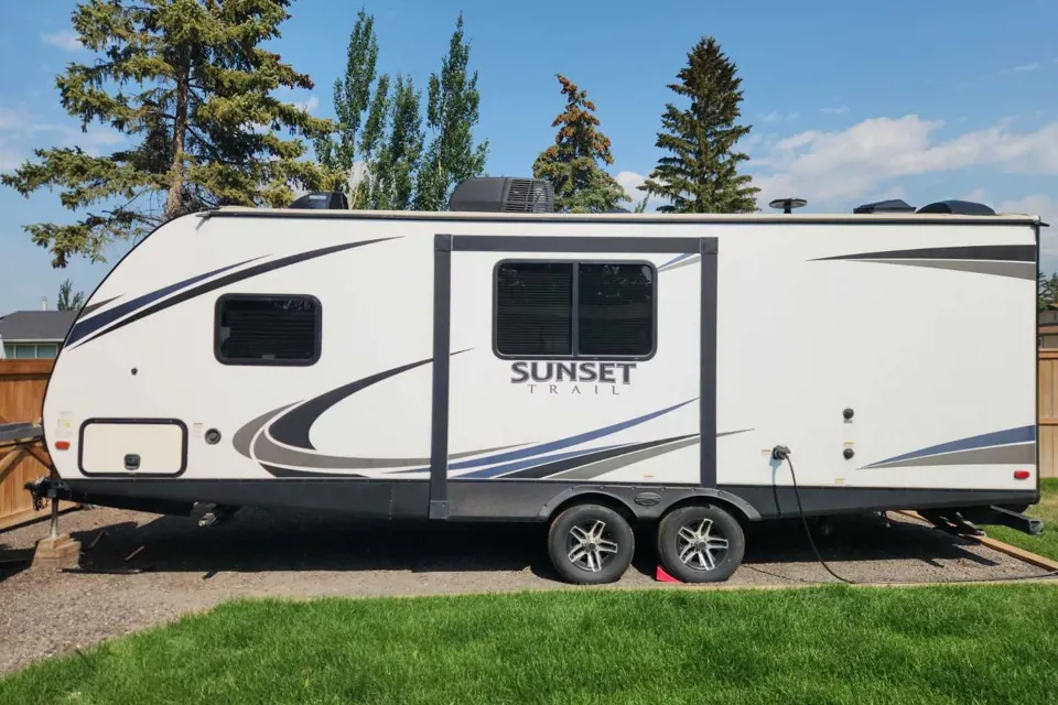 Rent my 2018 Sunset Trail Crossroads from 120/night RVezy