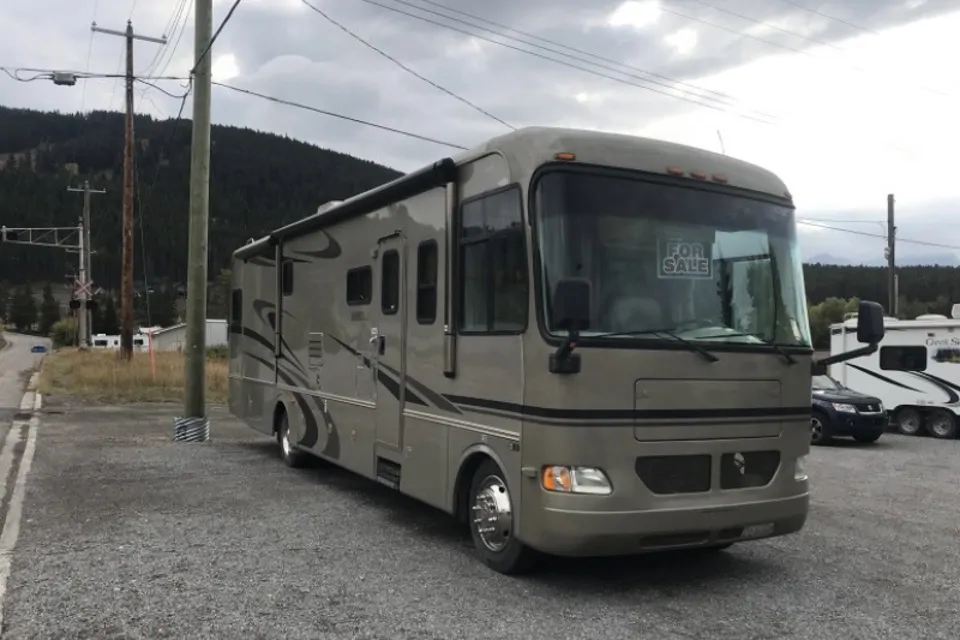 2006 Holiday Rambler Monaco Holiday Rambler 37 PCT