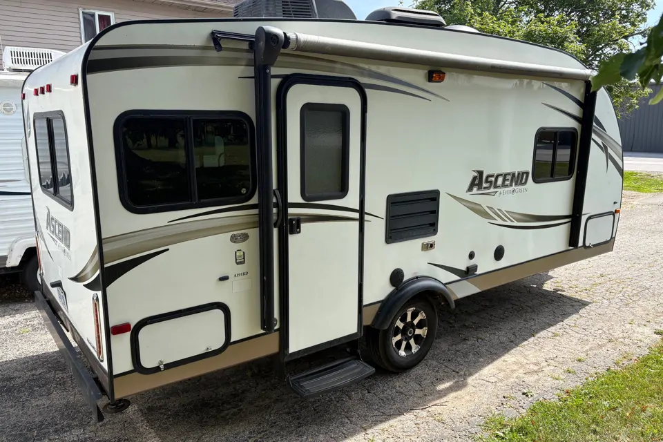 2013 Evergreen Ascend