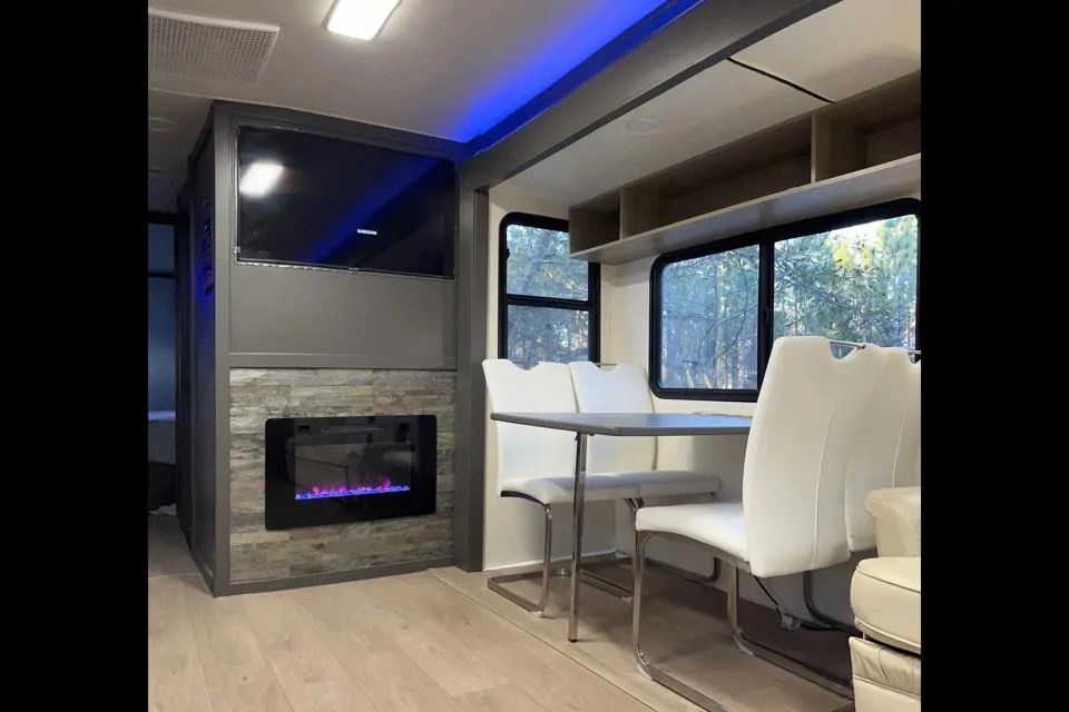 2003 Fleetwood Pace Arrow