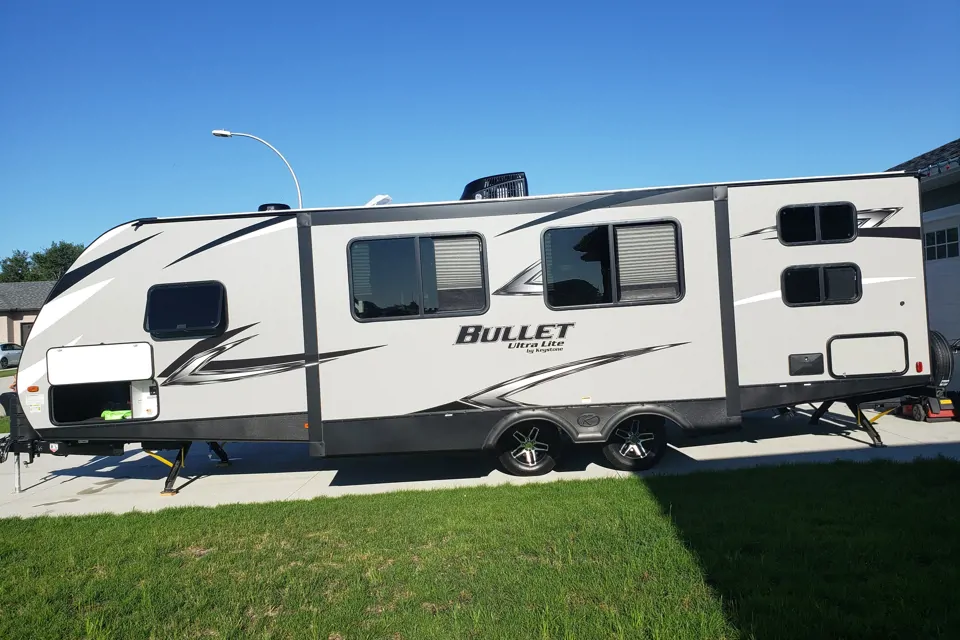 Doug's Keystone Bullet 290BHS Travel TrailerTrailer à Mitchell, Manitoba