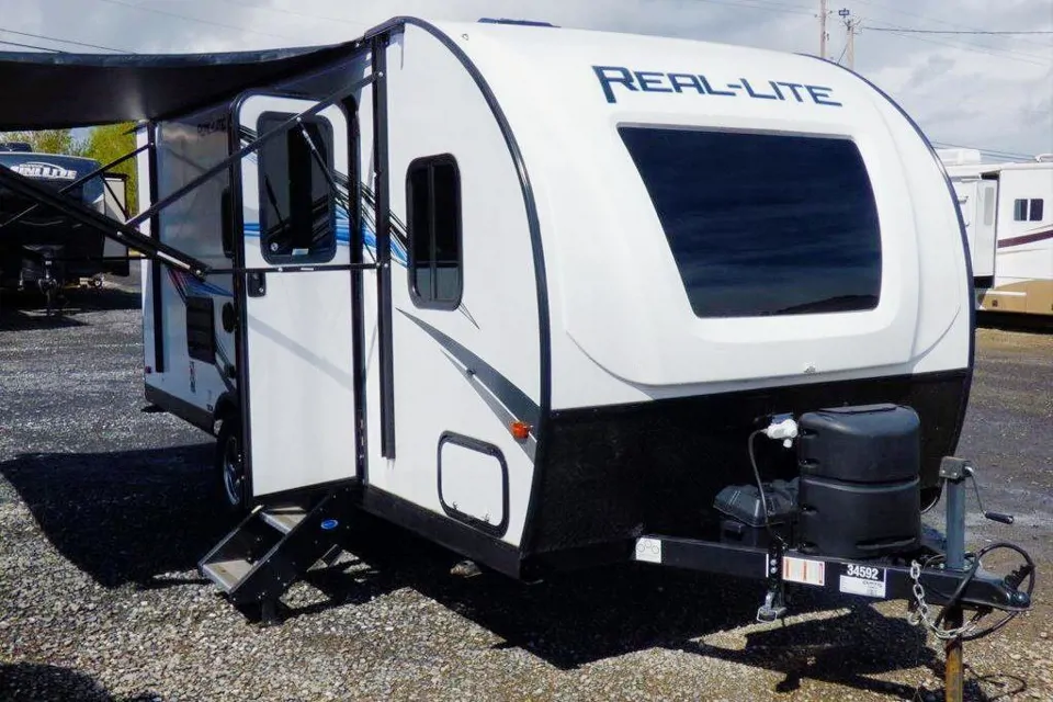 2020 Palomino Real life 183