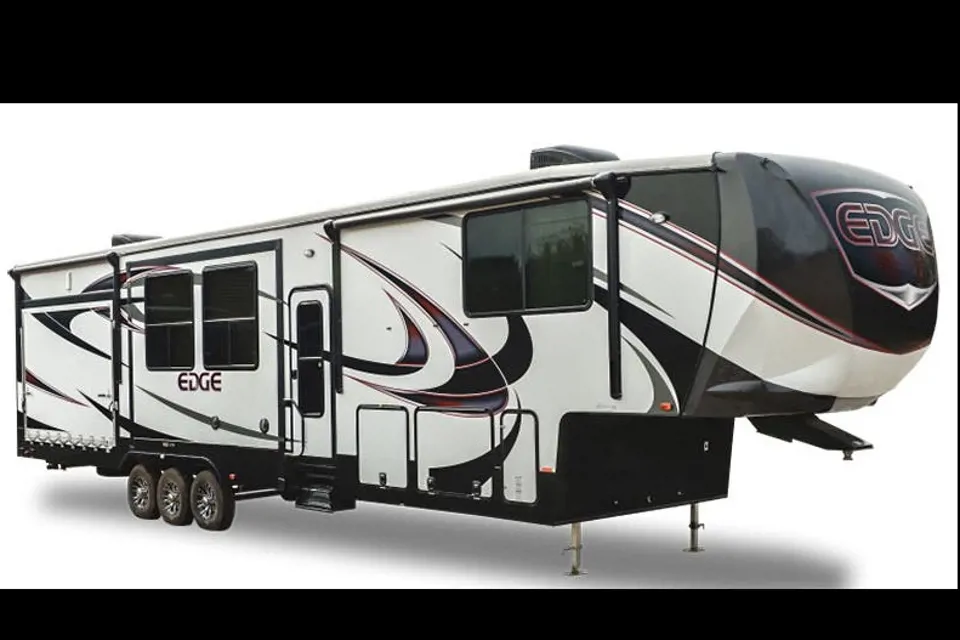 2016 Heartland Edge 399