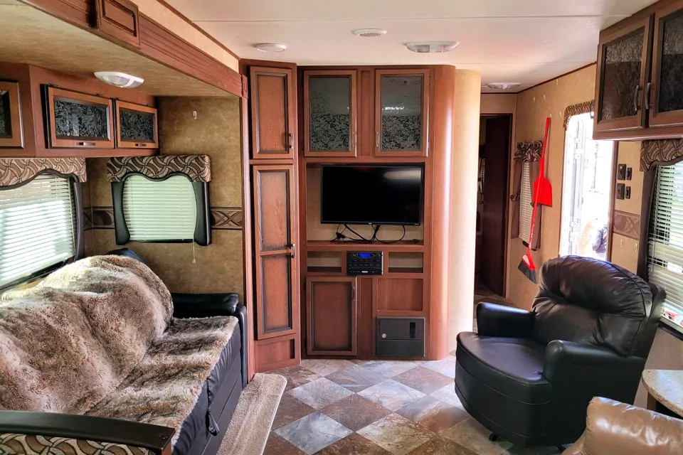 Rent my 2015 Crossroads Zinger from 154/night RVezy