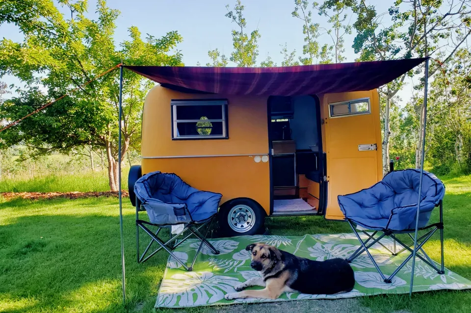  Vintage Pumpkin Boler Delight à Calgary, Alberta