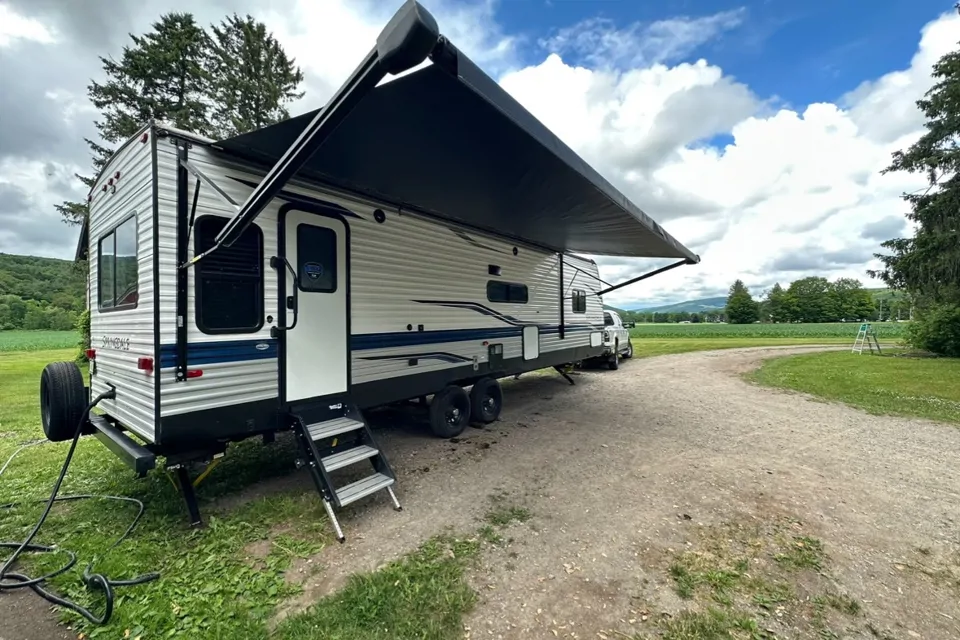 Family RV Glamping in Springwater, New York