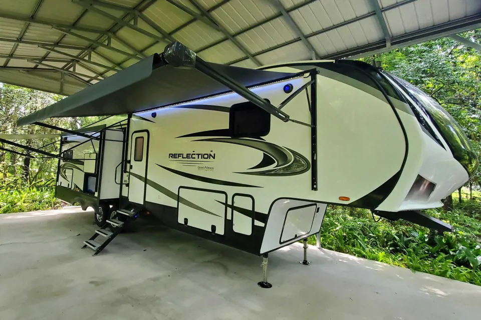 2022 Grand Design Reflections