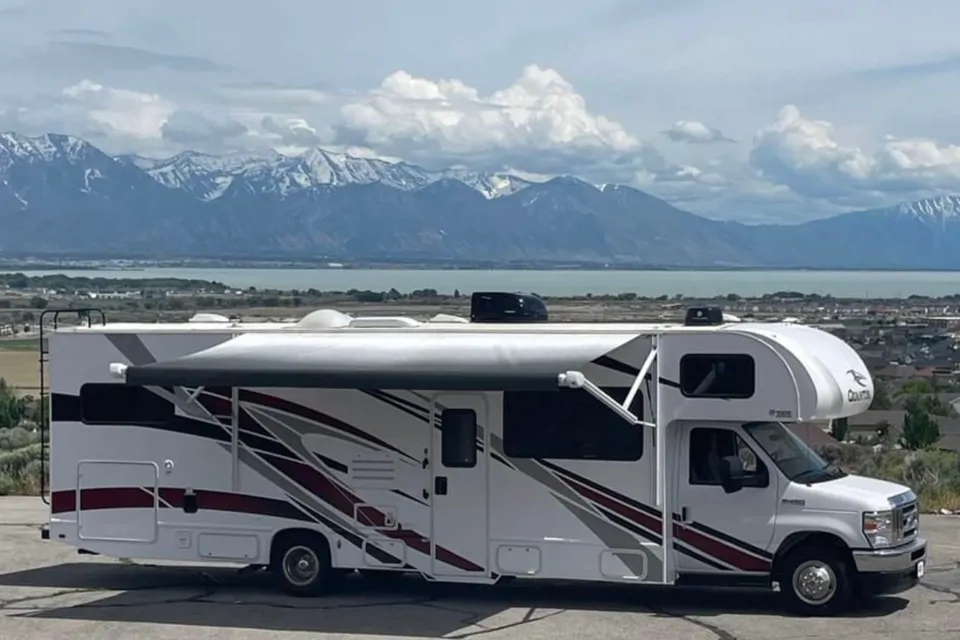 2022 Thor Motor Coach Quantum SE31 Ford Class C à Saratoga-Springs, Utah