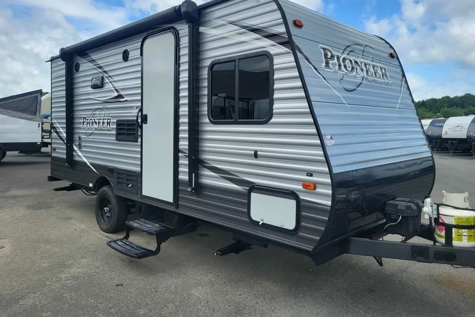 2018 Heartland Pioneer 17bh
