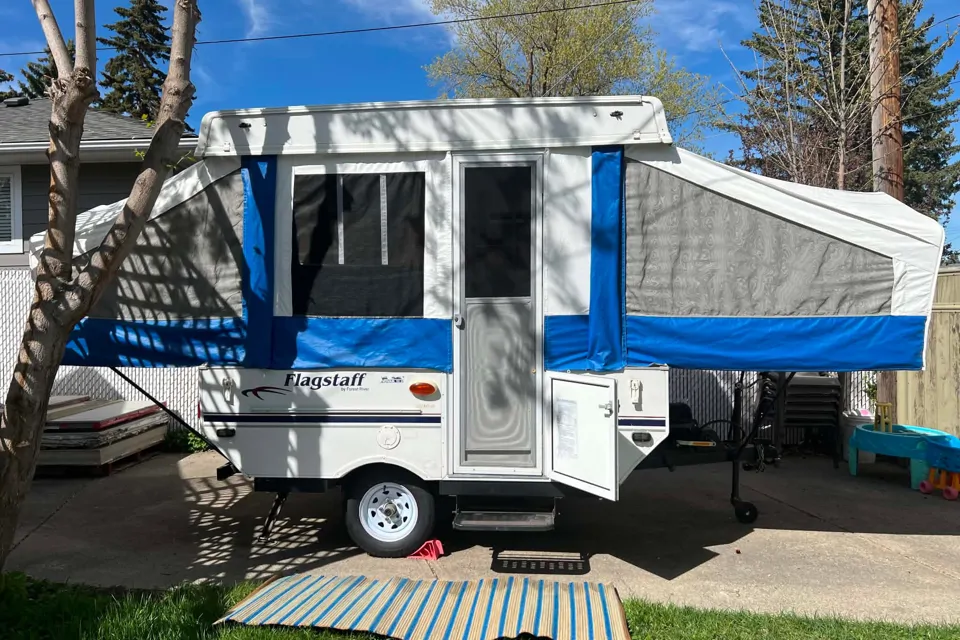 2006 Flagstaff Tent trailer pop up