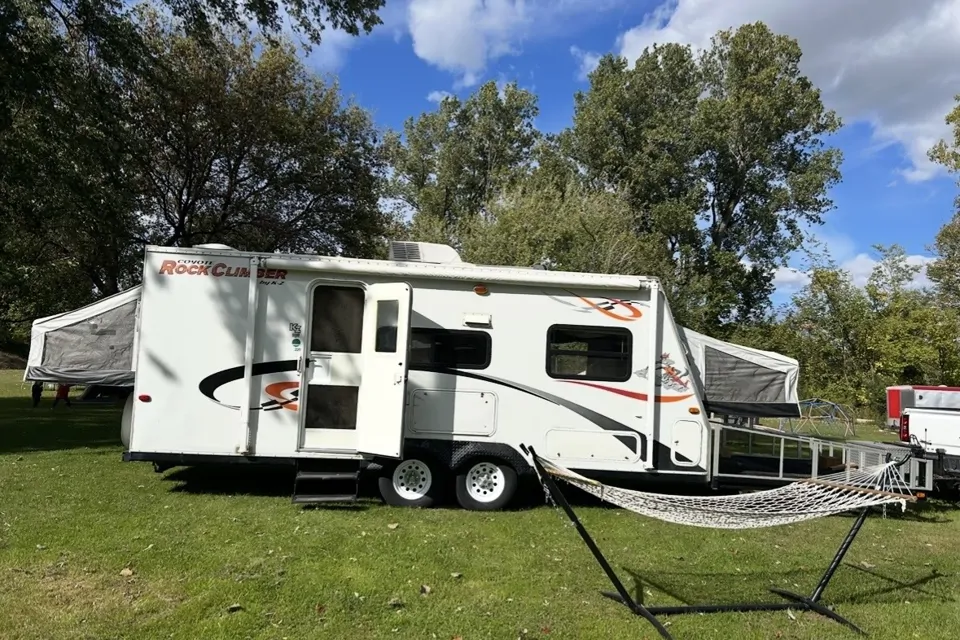 2007 KZ Coyote
