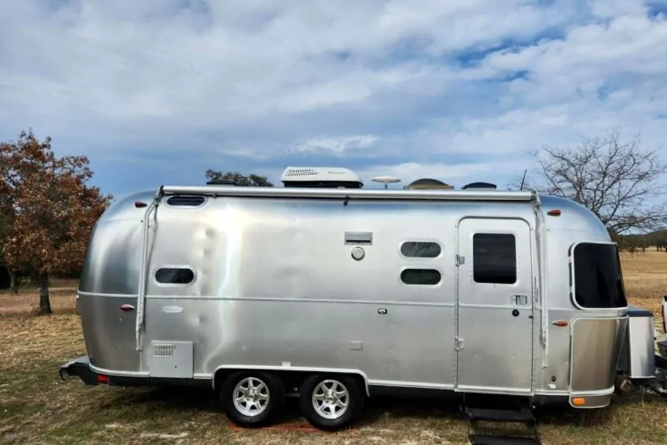 Antony's Airstream flying cloud Travel Trailer in Austin, Texas