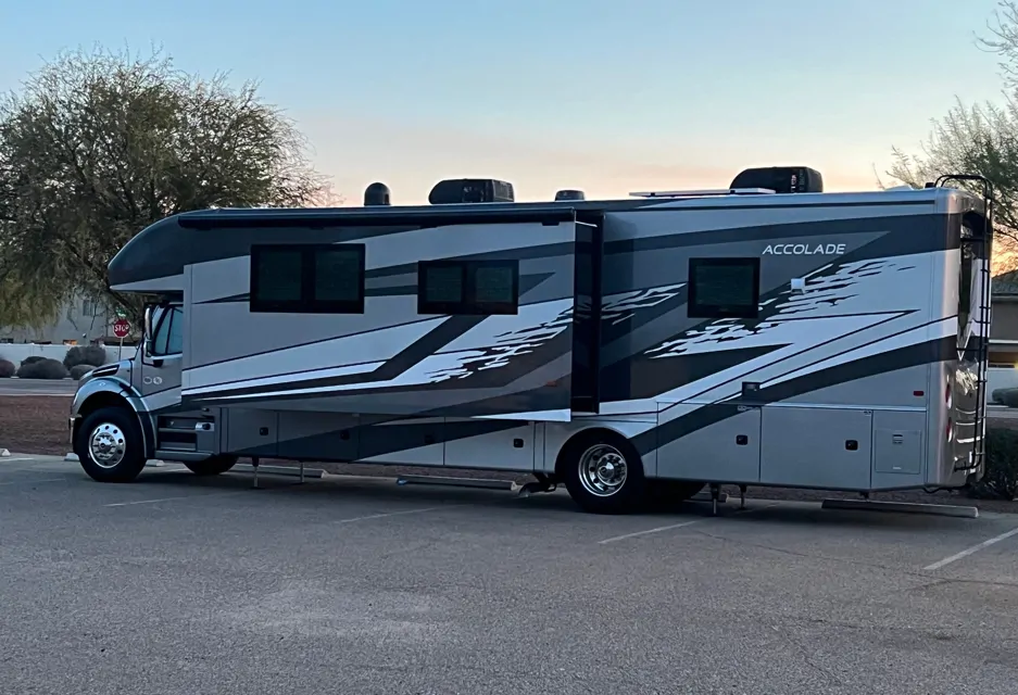 2025 Entegra Coach Accolade