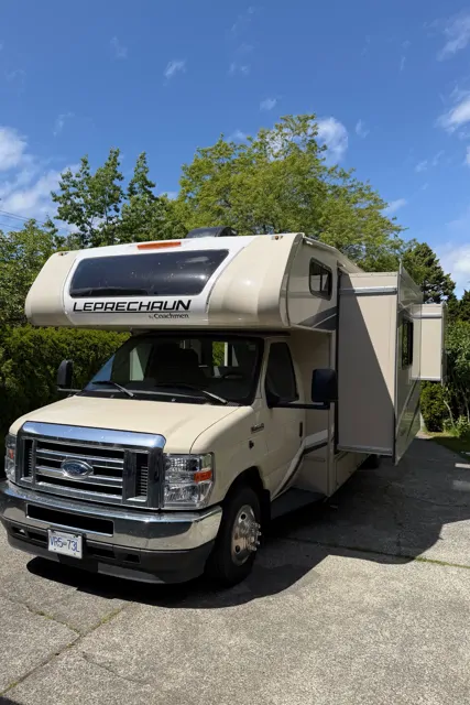 2022 Coachmen 260ds